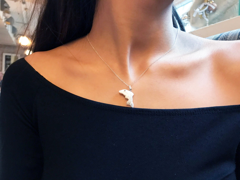 Collar de delfín en cadena de plata esterlina de 18 pulgadas, mensaje "Sé más inteligente que un delfín", regalo personalizado, collar de afirmación, regalo de afirmación, idea de regalo única | de nlanlaVictory